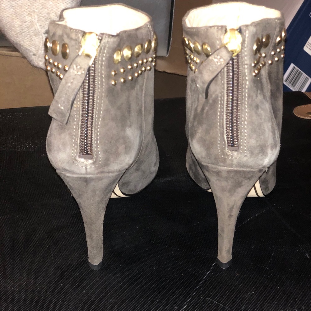 Joan & David Taupe Alastair Suede Stiletto booties - Picture 3 of 5